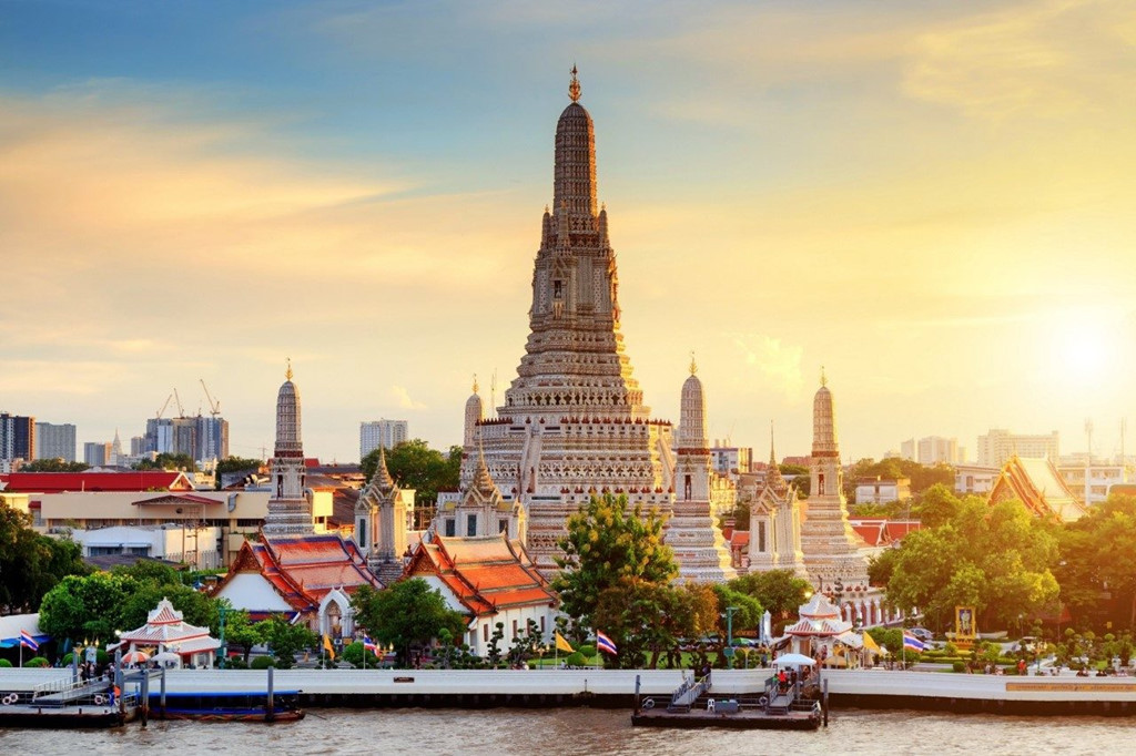 den-wat-arun-du-lich-thai-lan